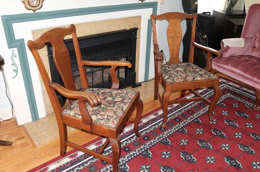 photo of 1087 Armchairs, purchased by Cass Gilbert for the 1905 Minnesota State Capitol